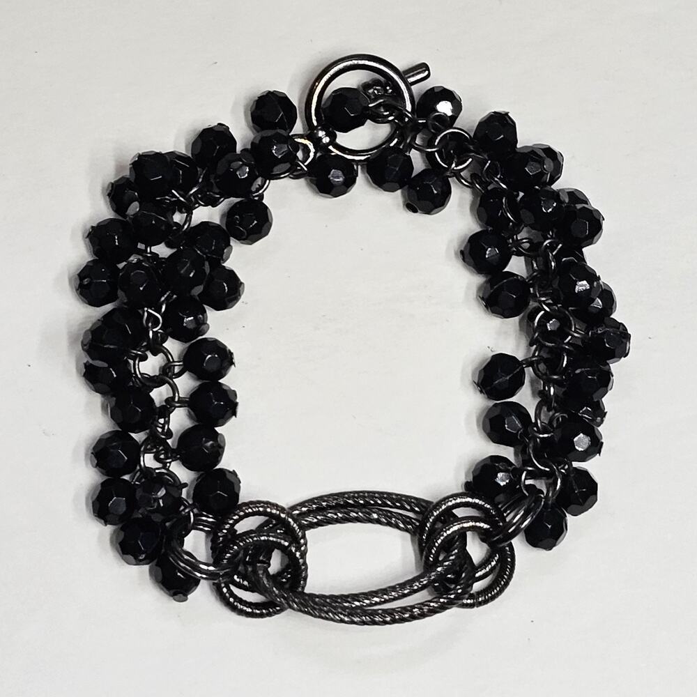 Black Faceted Beaded Cha Cha Bracelet Gunmetal Links Toggle Closure Vtg